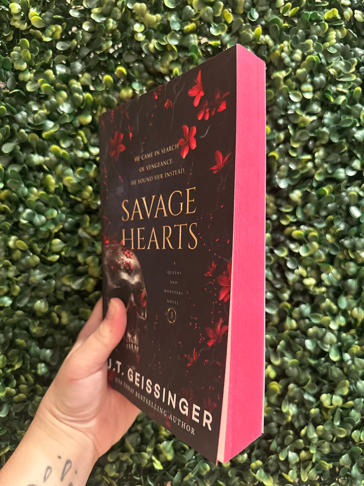 Savage Hearts (Queens and Monsters #3)