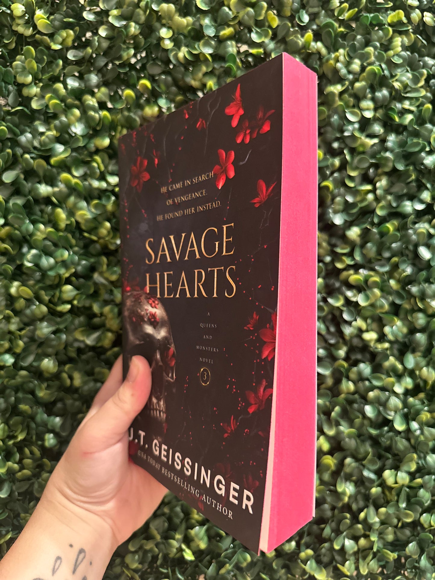 Savage Hearts (Queens and Monsters #3)
