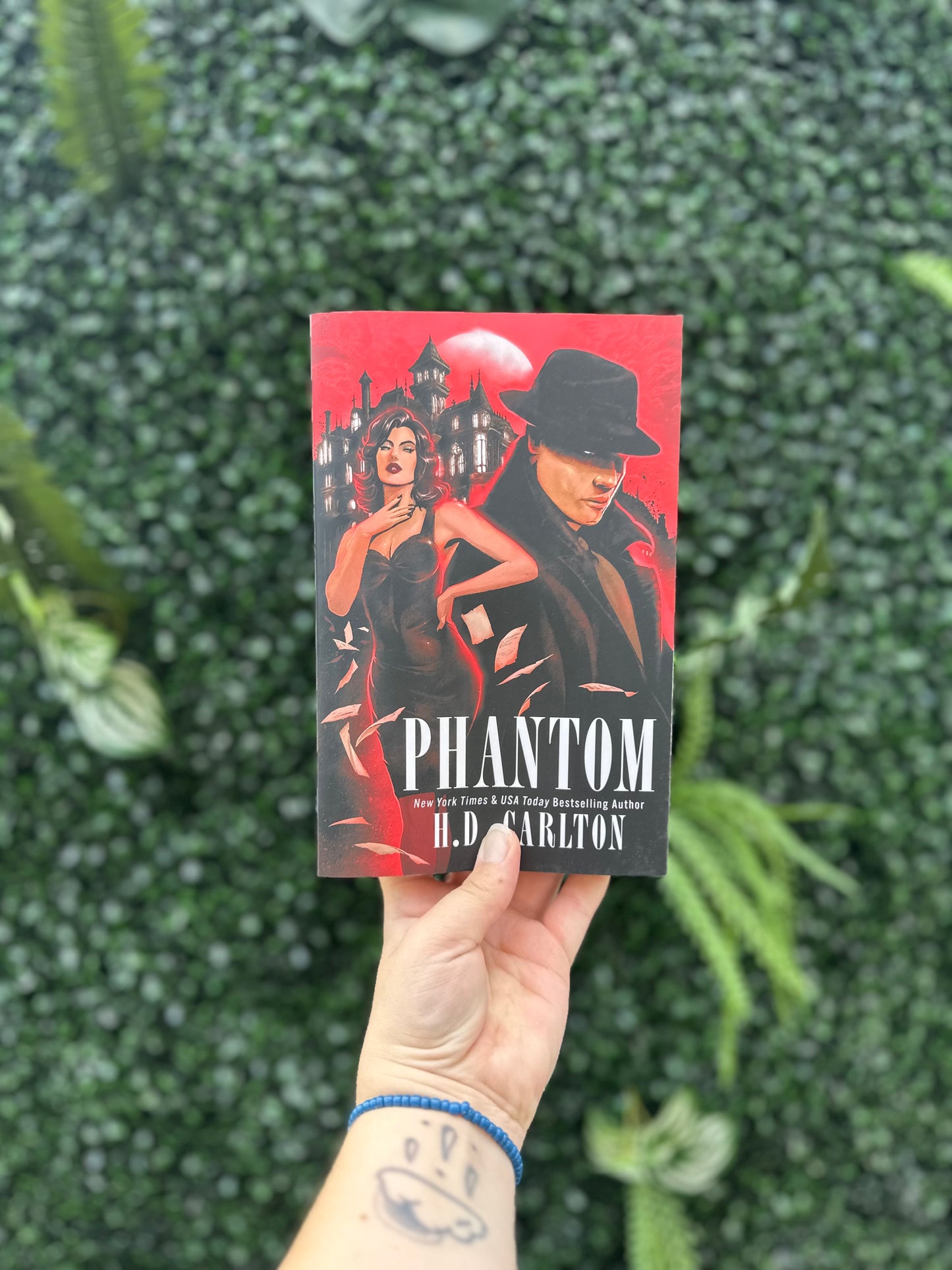 Phantom (Cat and Mouse #4)