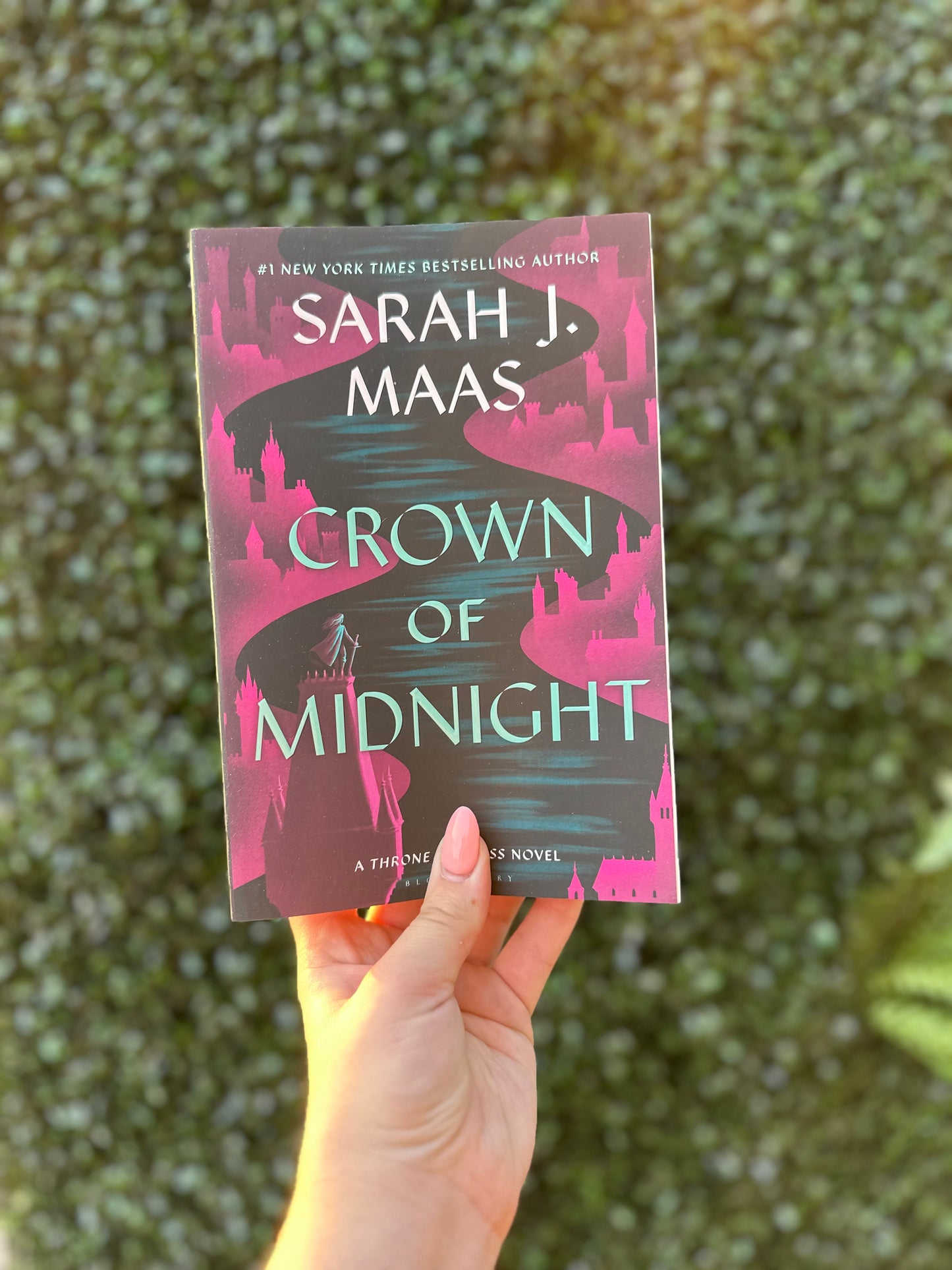 Crown of Midnight (Throne of Glass #2)