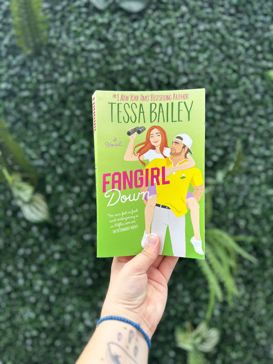 Fangirl Down (Big Shots #1)