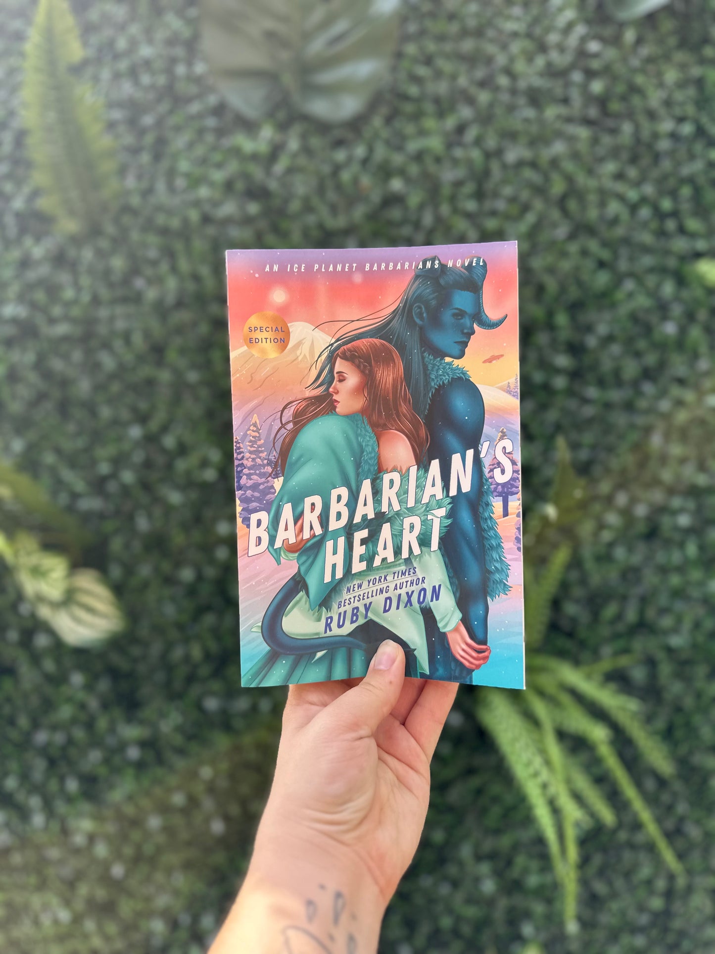 Barbarian’s Heart (Ice Planet Barbarians #9)