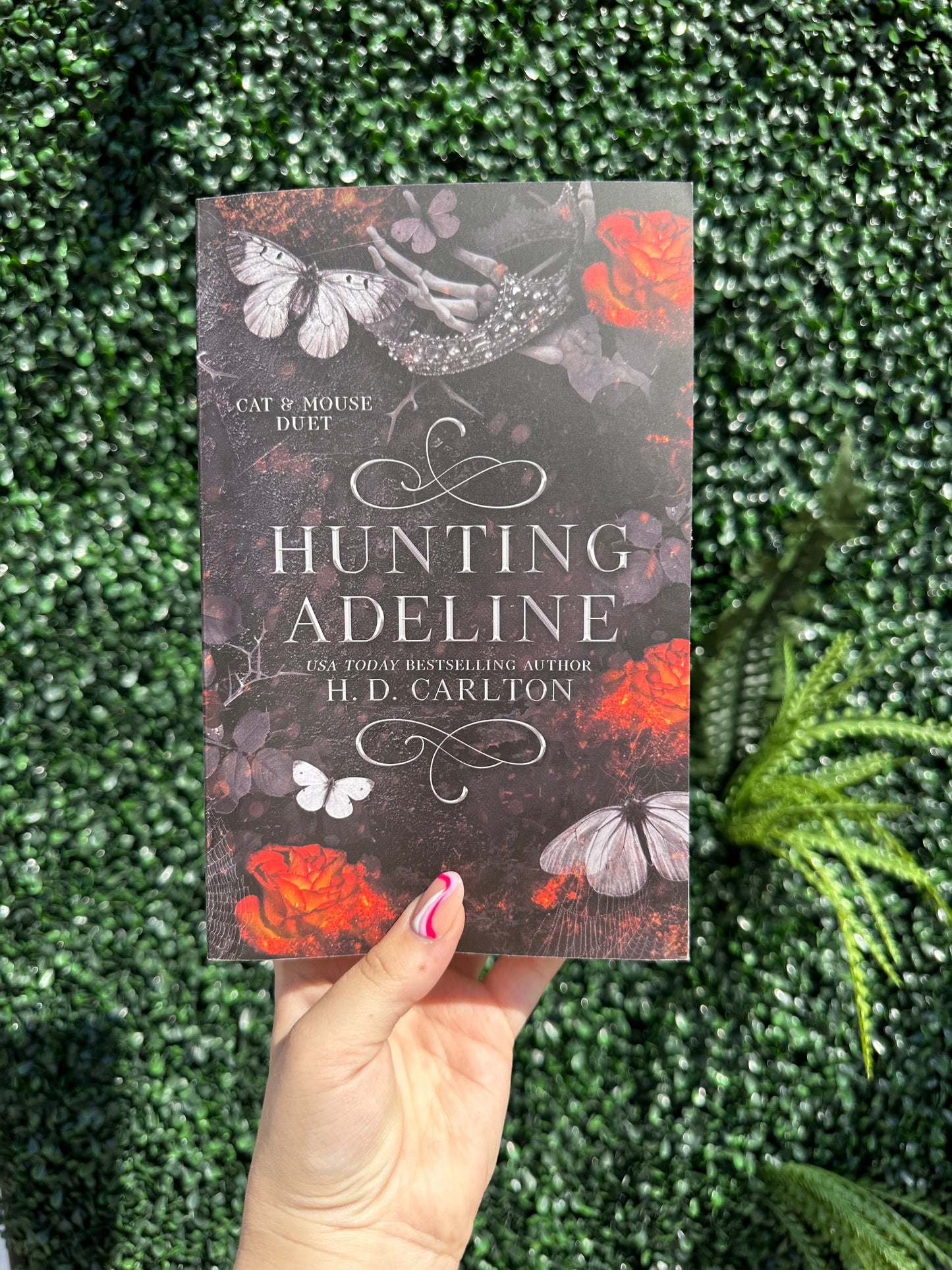 Hunting Adeline (Cat & Mouse #2)